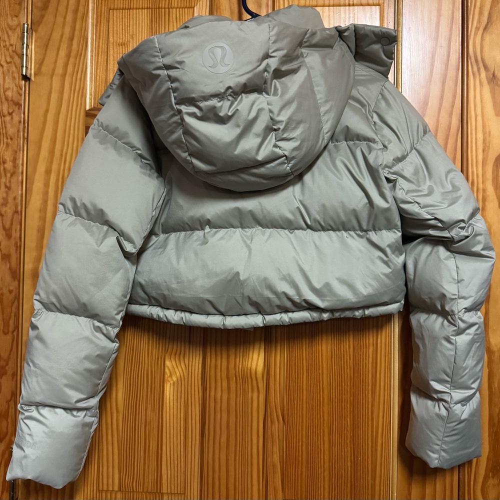 Lululemon Wunder Puff Super-Cropped Jacket in Heather Raw Linen - Picture 5 of 5